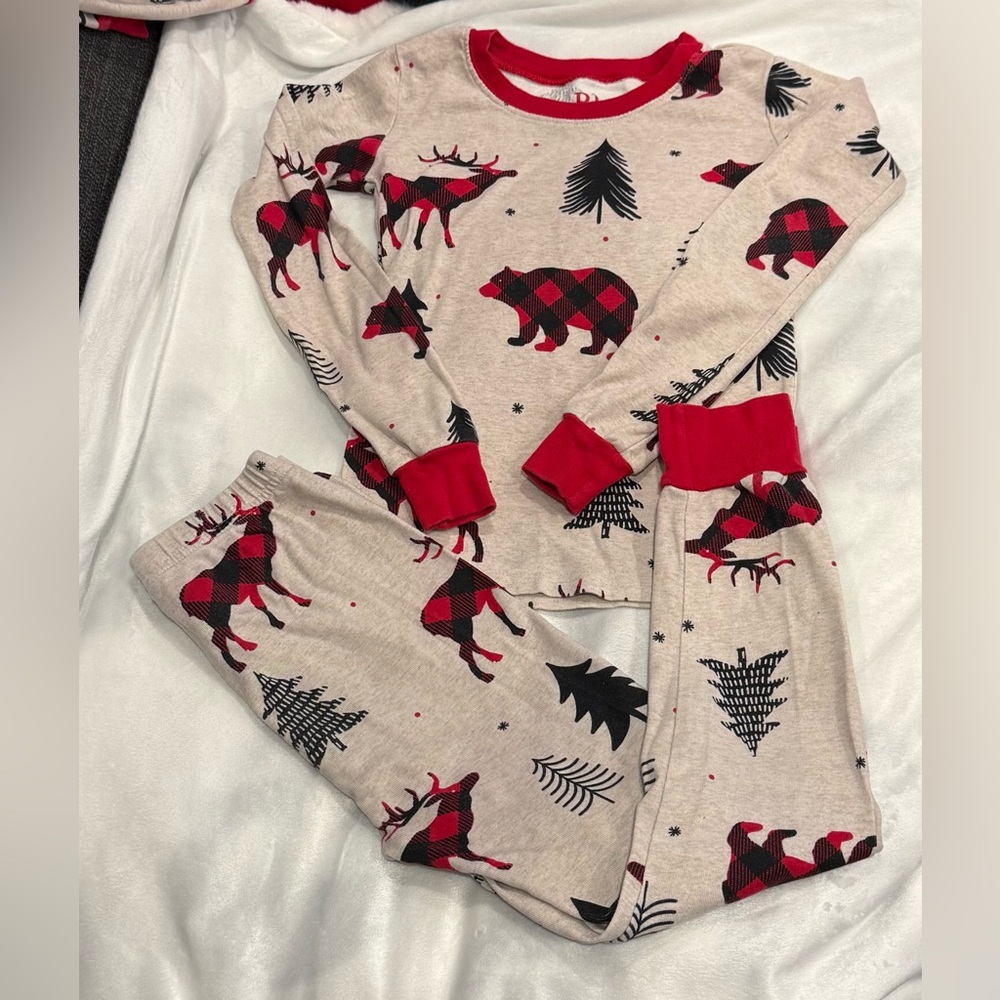 Place Kids Pajama Set with Red and Black Bear Design Christmas